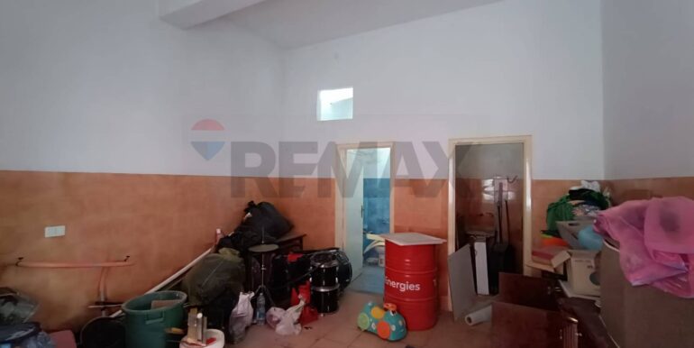 20251204184002-1006485-7