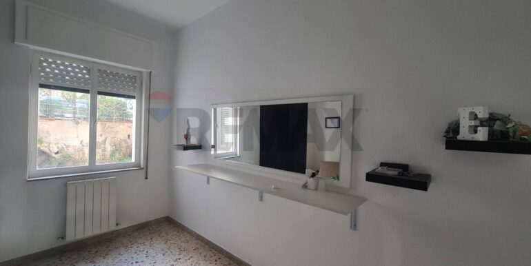 20251211154057-1010029-7