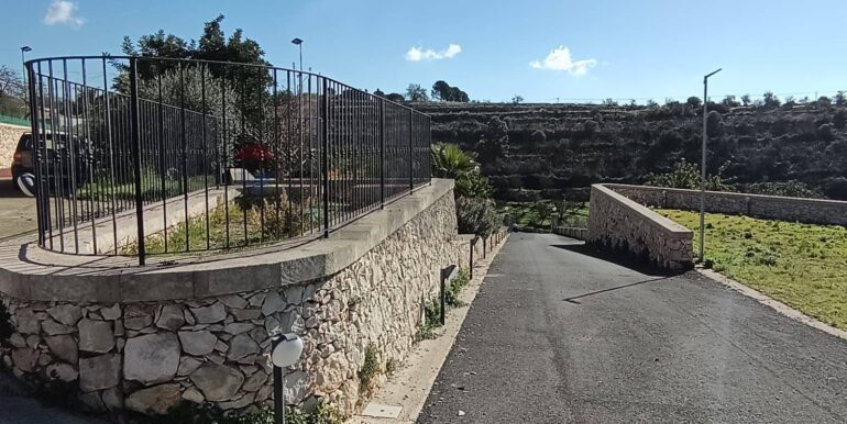 20251211174757-1010068-30