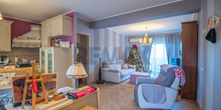 20251215104259-1010151-4