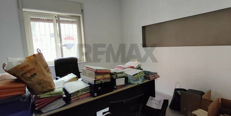 20251217165556-1011184-9