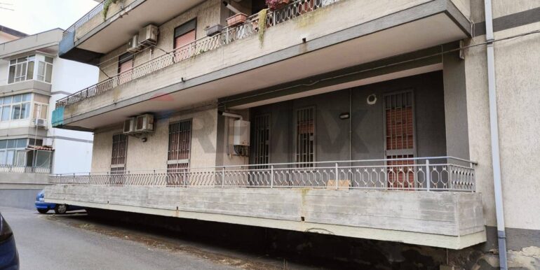 20251217165600-1011184-11