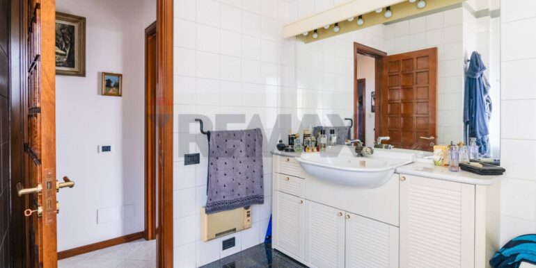 20260112211142-1014576-9