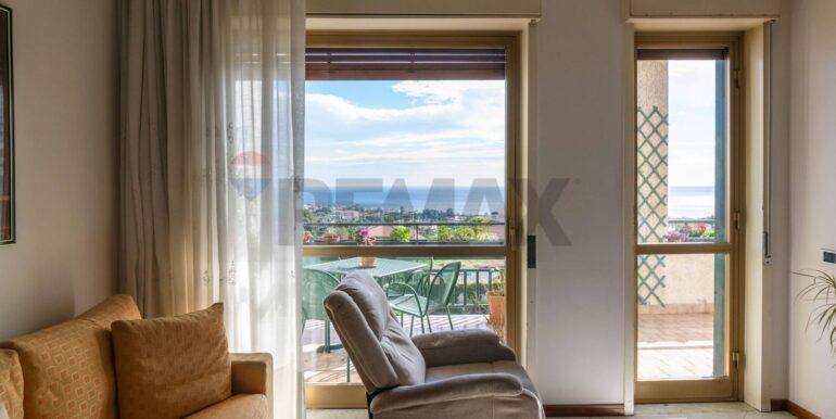 20260112211205-1014576-17