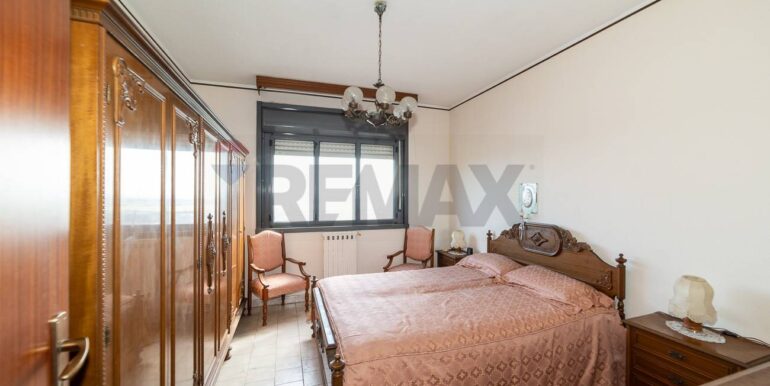 20260129222233-1020690-12