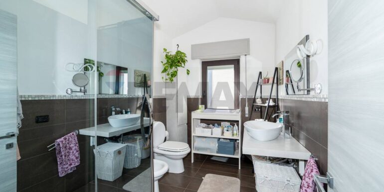 20260131122900-1021129-10