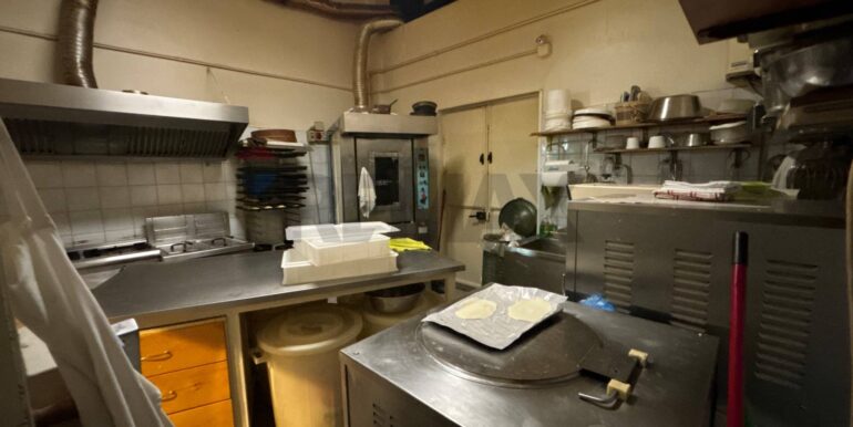 20260205212433-1023002-12