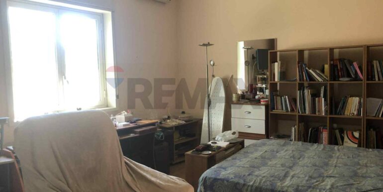 20250920164944-986066-12