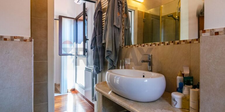 20260227121029-1023280-25